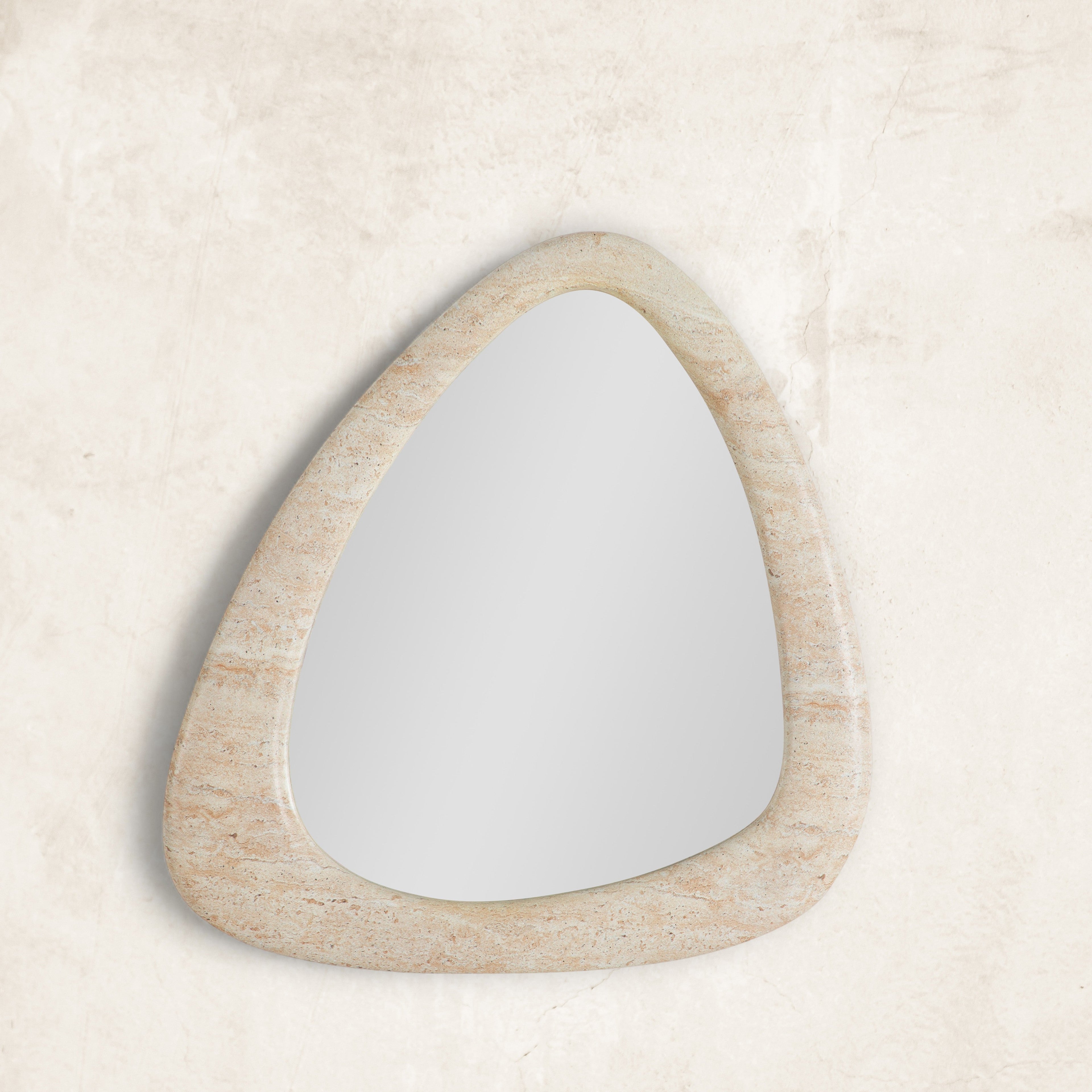 Delphi Triangle Mirror